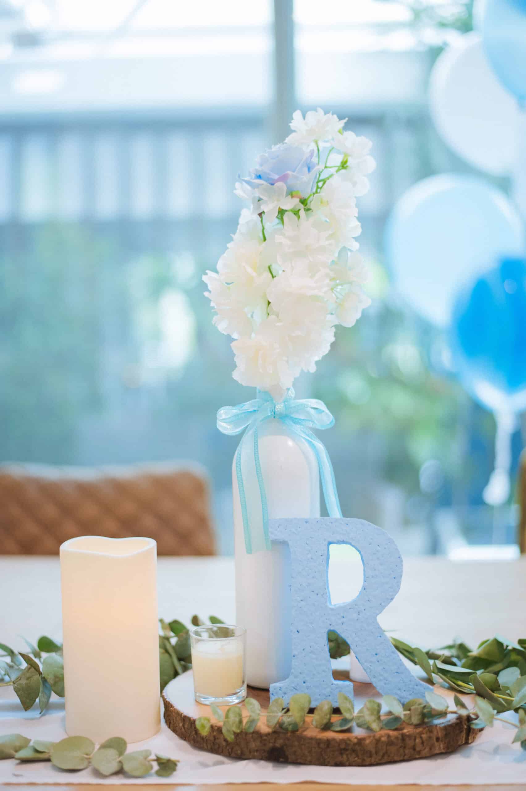 Birthday party in blue theme color for baby boys, decorations, balloons, backdrop, photobooth, table setting
