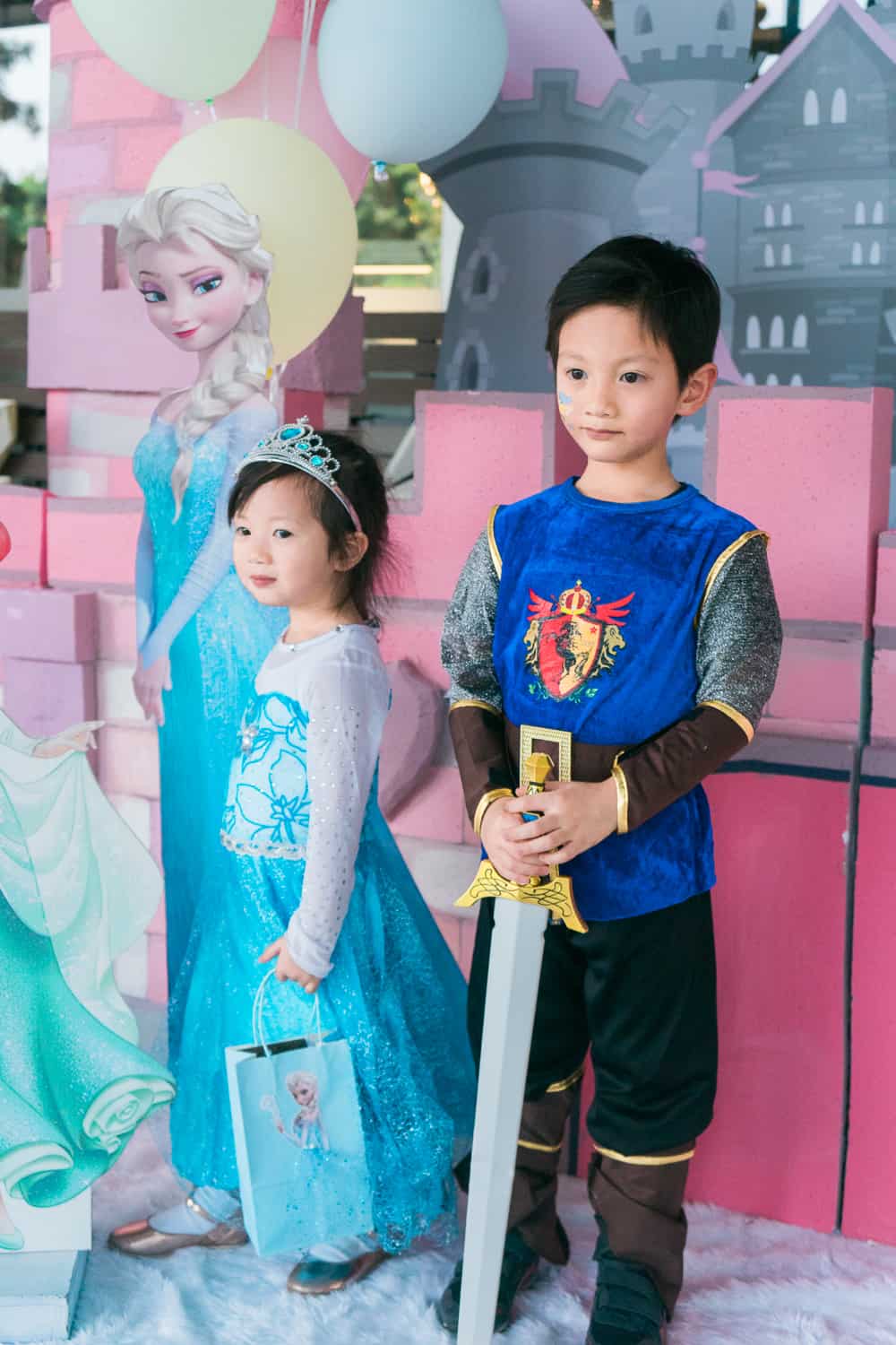 Surprise your girls with favorite birthday party celebration in Disney Princess theme and let us do the castle backdrop, princess balloons, princess mascot, bouncy castle and all you want